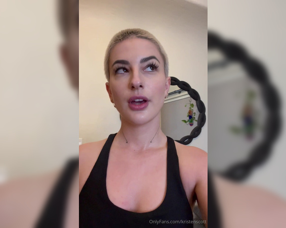 Kristen Scott aka kristenscott OnlyFans Video - Cum work up a sweat with me