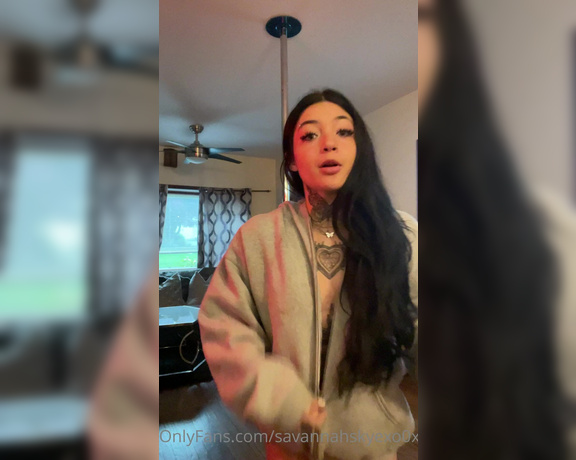 Savannah Skye OnlyFans Video 384