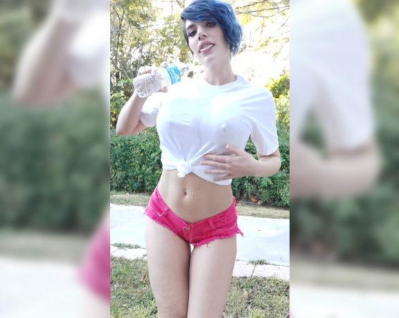 Lizbetheden - Getting wet if yall like videos like this make sure to like and comment so i know ha (10.02.2020)