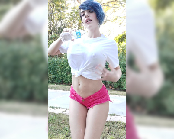 Lizbetheden - Getting wet if yall like videos like this make sure to like and comment so i know ha (10.02.2020)