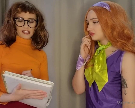 Kitty Marie aka kiittymarie OnlyFans Video - THE MYSTERY GANG FINDS A CLUE Velma and daphne are hard at work, as always