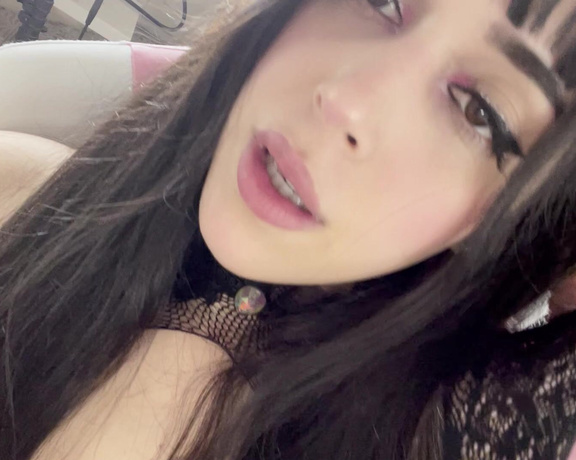 Vivi Tarantino aka vivitarantino OnlyFans Video - Tomé muchas fotitos y videos con esta ropa