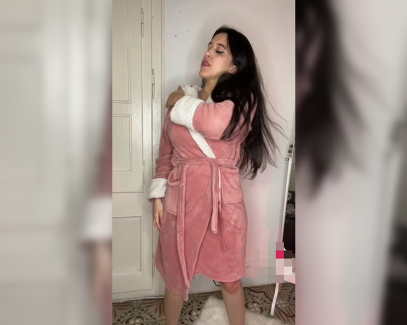 Vivi Tarantino aka vivitarantino OnlyFans Video - Reto cumplido  Llegaron a la meta uwu PRÓXIMO RETO BUSS IT versión NOPOR  para