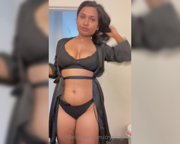 Zara Patel aka zarapatelxx OnlyFans Video - a cute outfit im wearing who wants to see more