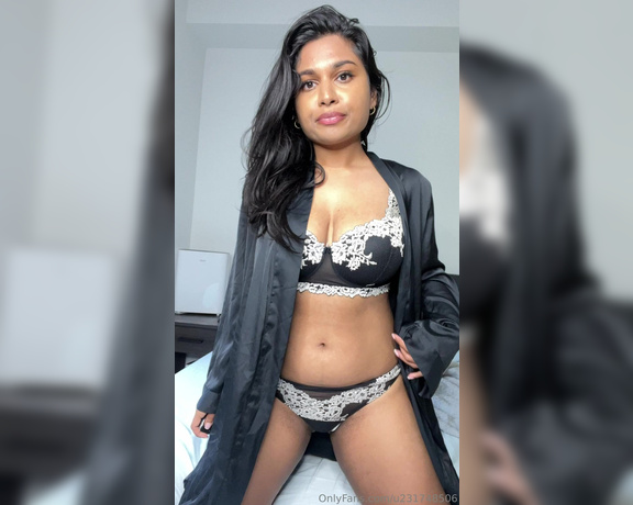 Zara Patel aka zarapatelxx OnlyFans Video - i feel so sexy right now