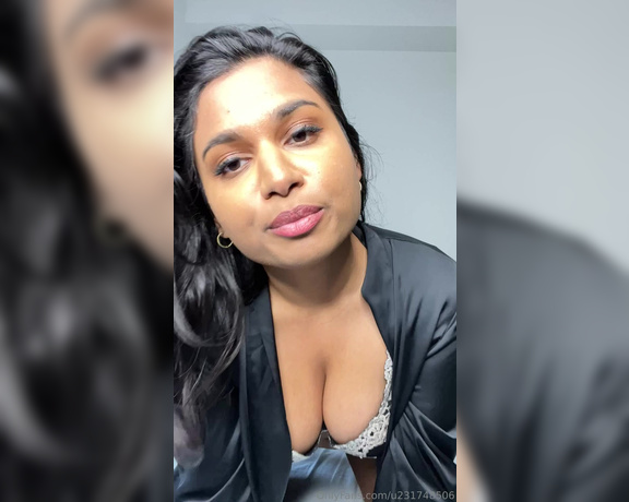 Zara Patel aka zarapatelxx OnlyFans Video - i feel so sexy right now