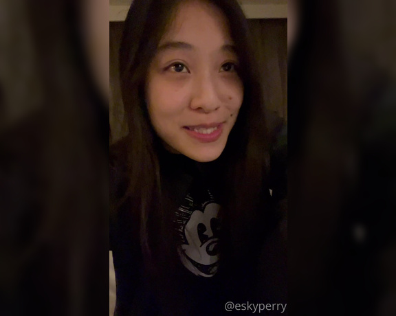 EskyPerry aka eskyperry OnlyFans Video - 08-22-2022 - I love thinking outside of the box when it comes to posing