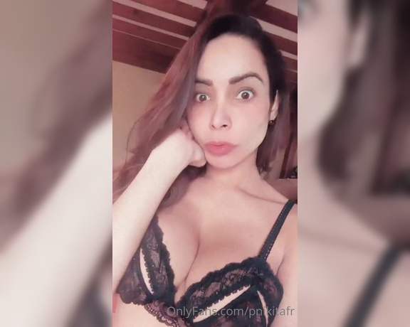 Patricia Nikitafr aka pnikitafr OnlyFans Video - 02-21-2022 - Novinho só se tiver Pirocão por favor