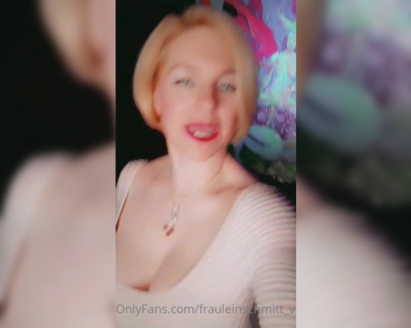 Fräulein Schmitt aka frauleinschmitt_vip OnlyFans Video - 03-03-2021 - Tits out