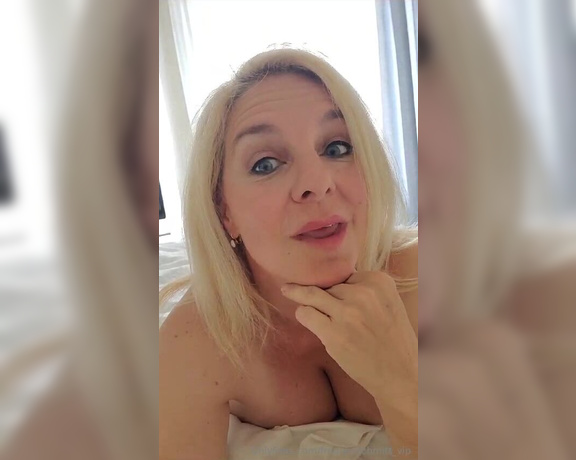 Fräulein Schmitt aka frauleinschmitt_vip OnlyFans Video - 09-04-2023 - Happy Monday