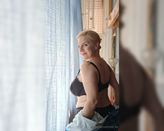 Fräulein Schmitt aka frauleinschmitt_vip OnlyFans Video - 07-02-2024 - The next 10 subscribers who tip this post 10 will receive a 6 min boob oiling