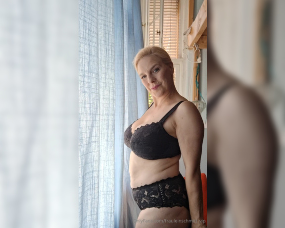 Fräulein Schmitt aka frauleinschmitt_vip OnlyFans Video - 07-02-2024 - The next 10 subscribers who tip this post 10 will receive a 6 min boob oiling