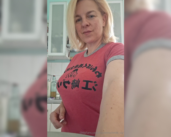 Fräulein Schmitt aka frauleinschmitt_vip OnlyFans Video - 08-01-2024 - Good morning, do you like my Tits in this red bra or you like them more