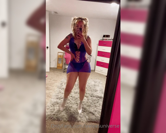 Leeleezilla aka leeleezilla OnlyFans Video - 12-09-2021 - Is purple my color