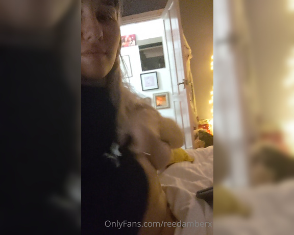 Reed Amber X aka reedamberx OnlyFans Video - 11-05-2021 - Lil nipple play before my sister comes into my room to watch a movie with me