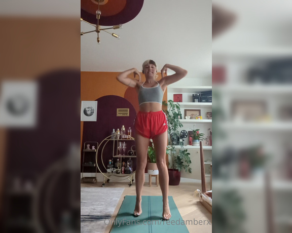 Reed Amber X aka reedamberx OnlyFans Video - 06-24-2022 - Was bored during my warm up so thought I would get my tits out for you