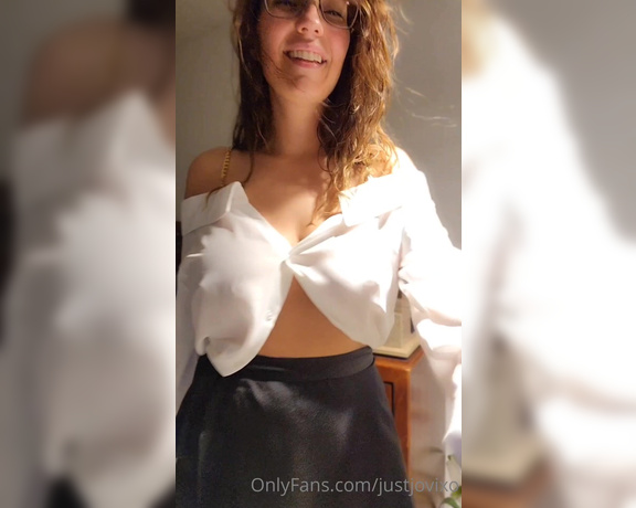 JustJoviXo aka justjovixo OnlyFans Video - 09-08-2022 - Definitely not being coy, but I am bit stoney bologna