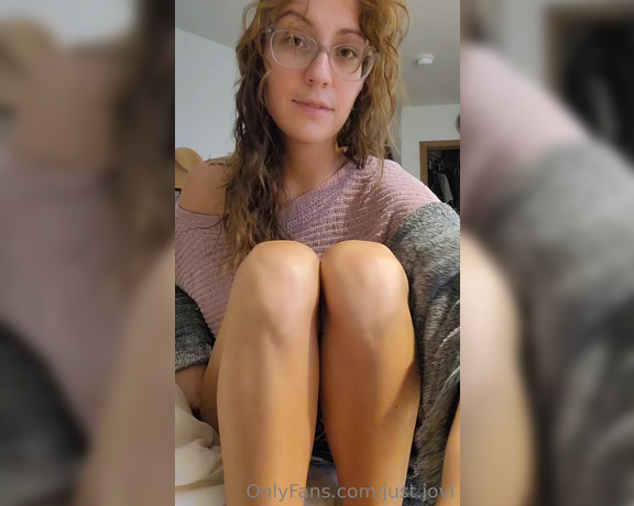 JustJoviXo aka justjovixo OnlyFans Video - 09-24-2022 - Panties off, happy Saturday