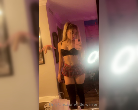 Amelie Warren aka little.warren OnlyFans Video - 01-26-2022 - heyyy msg me