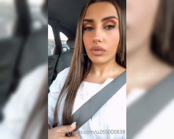 Anitamist21 aka lamamilechera OnlyFans Video - 09-05-2022 - Quien me da una propina para gasolina Y lo recojo