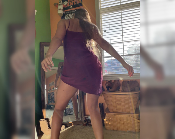 Duchess aka bigduchvip OnlyFans Video - 05-25-2021 - Sundress Season twerkytuesday Tip if you wanna see more like this