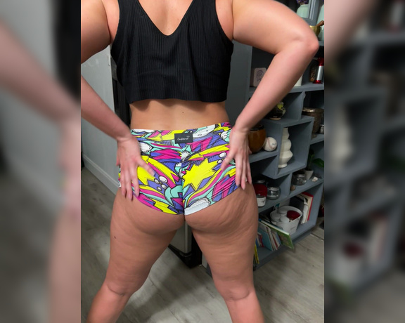 Duchess aka bigduchvip OnlyFans Video - 06-25-2022 - Normally I post more skin  but these shorts are so fucking hot