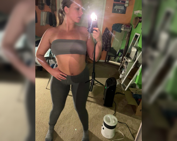 Duchess aka bigduchvip OnlyFans Video - 06-20-2023 - These leggings are so thin you could break right through em with your hard cock