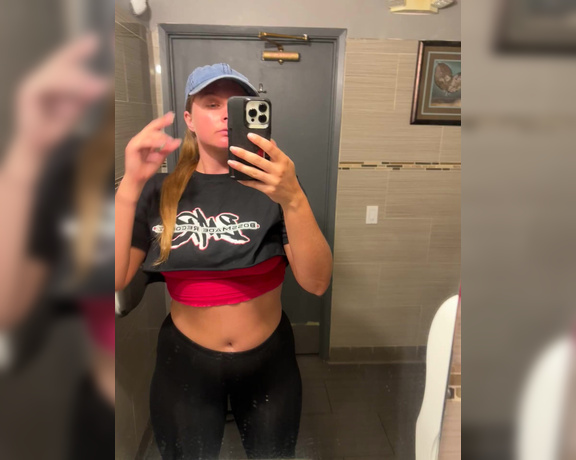 Duchess aka bigduchvip OnlyFans Video - 10-22-2022 - Being a Butt Slutt for you in the restaurant bathroom