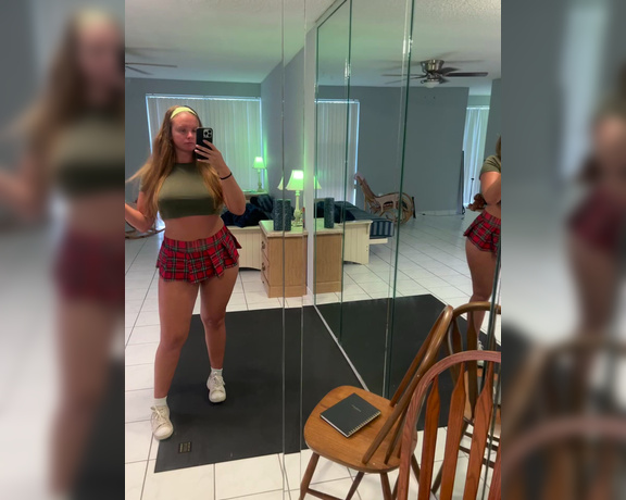 Duchess aka bigduchvip OnlyFans Video - 07-19-2023 - Can u handle thighs this thicc