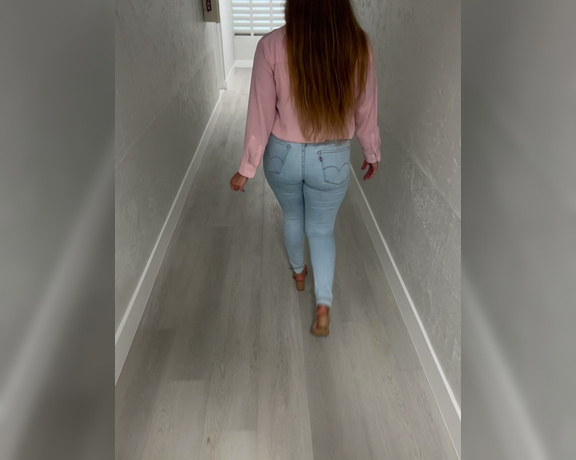 Duchess aka bigduchvip OnlyFans Video - 08-22-2023 - Ready to get these pants off amp get this ASS OUT