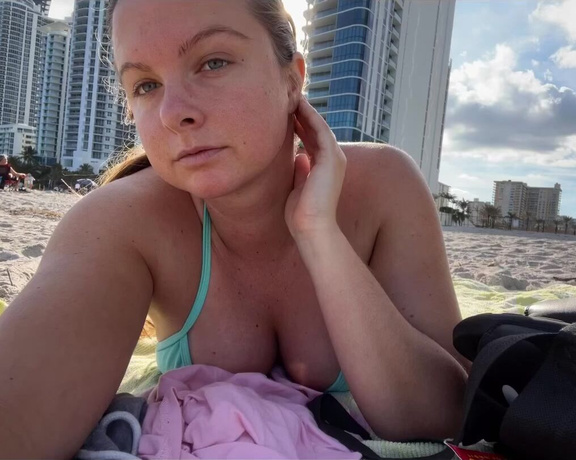 Duchess aka bigduchvip OnlyFans Video - 11-28-2023 - Did some sexting at the beach today