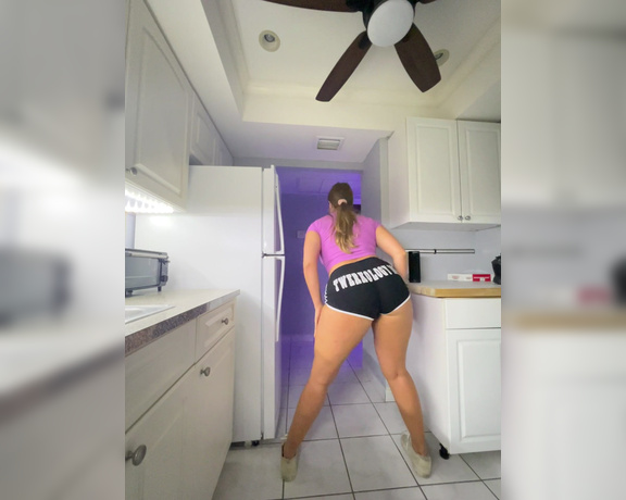 Duchess aka bigduchvip OnlyFans Video - 04-18-2024 - Can you handle a big, fine, woman