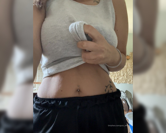 Giuls_Effe aka giuls_effe OnlyFans Video - 06-01-2023 - Mentre il vicino trapana  io vi insegno che lo yogurt a colazione e più buono