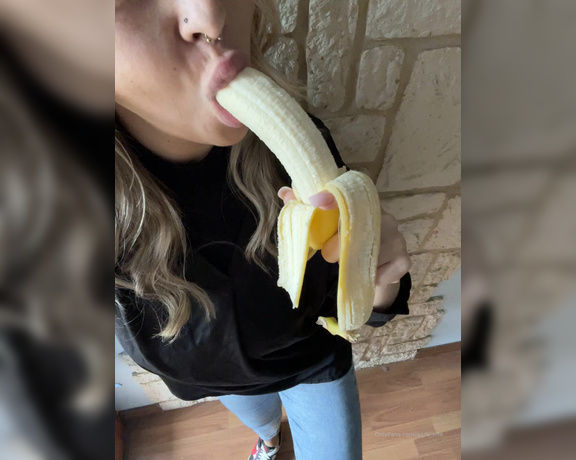 Giuls_Effe aka giuls_effe OnlyFans Video - 05-22-2023 - Oggi sono inarrestabile  ho acquistato un armadietto da giardino  e anche delle piante non