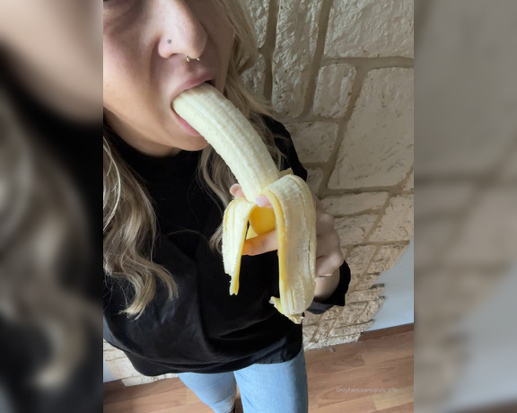 Giuls_Effe aka giuls_effe OnlyFans Video - 05-22-2023 - Oggi sono inarrestabile  ho acquistato un armadietto da giardino  e anche delle piante non