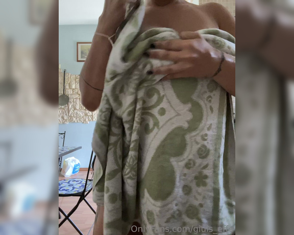 Giuls_Effe aka giuls_effe OnlyFans Video - 07-21-2023 - Con cosa inizieresti tu Verresti sotto la doccia  o mi prepareresti il latte  per