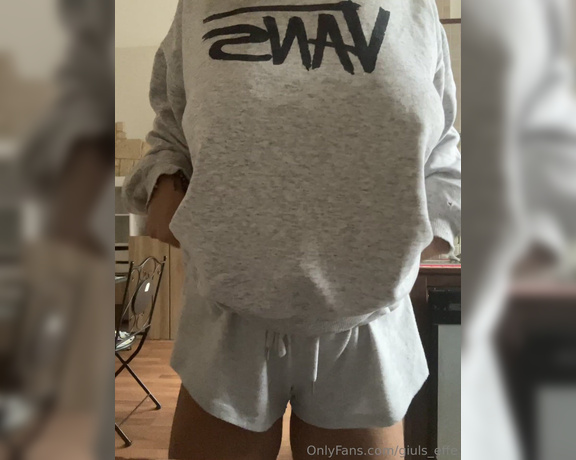 Giuls_Effe aka giuls_effe OnlyFans Video - 01-17-2024 - Oggi voglio svegliarvi con una bella colazione abbondante