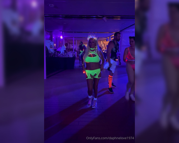 Daphne Love aka daphnelove1974 OnlyFans Video - 11-08-2023 - Getting my freak on at Glow night