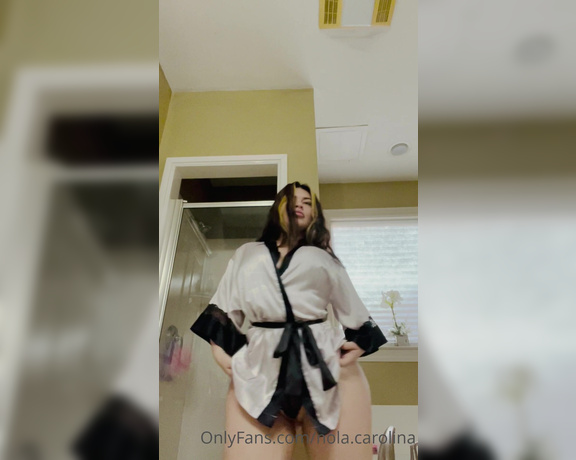 Nola Carolina aka nola.carolina OnlyFans Video - 03-16-2021 - Good morning  You like my robe