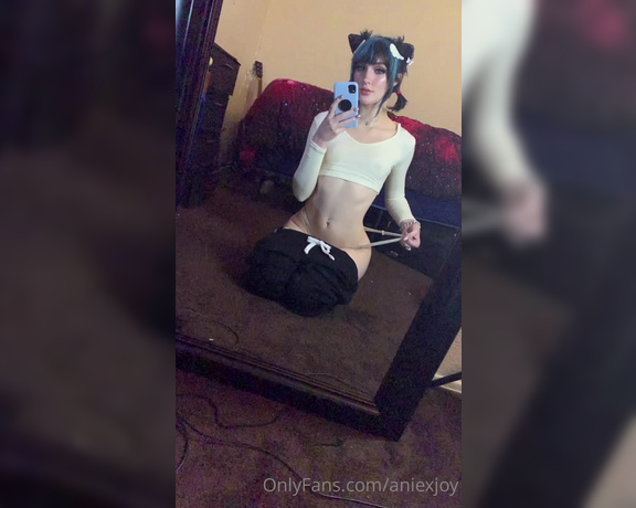 Anie Joy aka killjoyxv OnlyFans Video - 01-07-2021 - Hey _ I got a mirror and cleaned up the room a bit