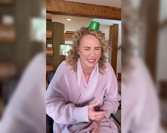 Holly Randall aka hollyrandall OnlyFans Video - 02-23-2024 - Trying out my best Irish accent for a St Patrick Day update_ howd I do