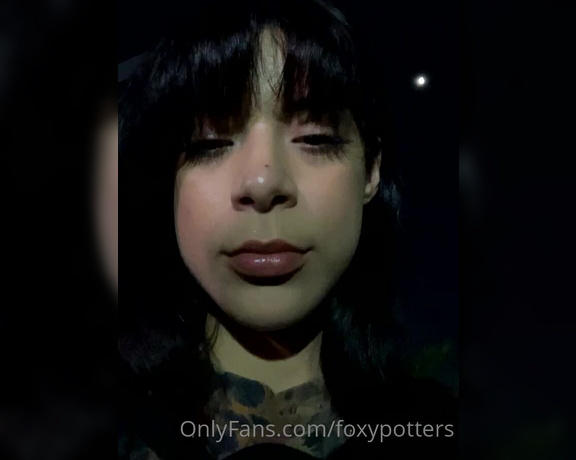 Foxxxy Potters aka foxxxypotters OnlyFans Video - 11-18-2021 - Swipe to see boobies