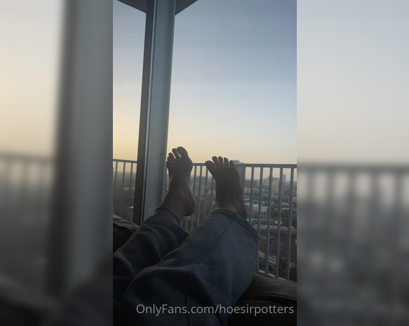 Foxxxy Potters aka foxxxypotters OnlyFans Video - 07-26-2021 - U should be paying me extra for my beautiful feet