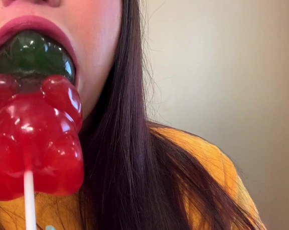 Marcy Diamond aka bigbootymarcy OnlyFans - Trying to shove this gummy down my throat lol 666845