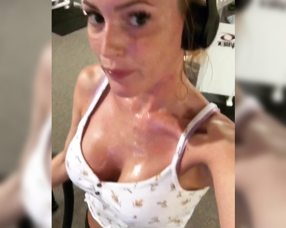 Jenny Blighe aka jennyblighe OnlyFans - Little gym sweat for you to get your morning started 244640