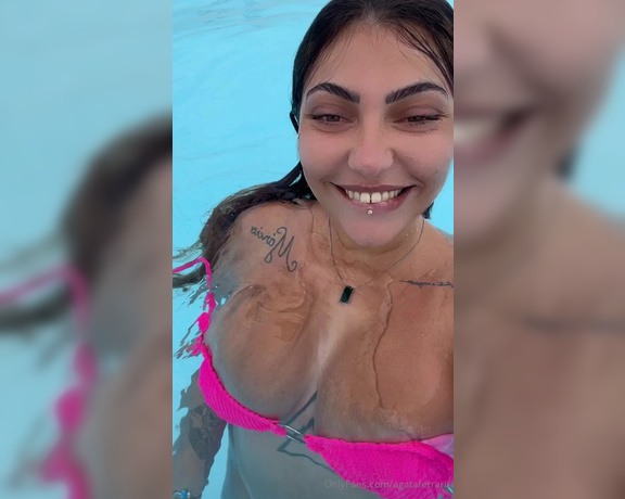 Ágata Ferrari aka agataferrarii OnlyFans Video - 10-30-2023 - Só porque amo uma piscina