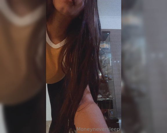 Pri Arandia aka priscilaarandia - 11-24-2023 OnlyFans Video - Alguien que desee jugar