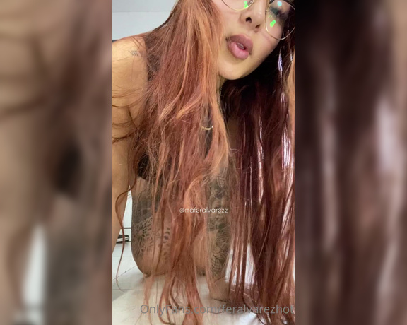 María Fernanda Álvarez aka maferalvarexxx - 05-24-2022 OnlyFans Video - Coming from gym a little hot