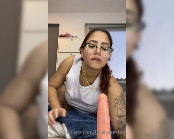 María Fernanda Álvarez aka maferalvarexxx - 08-02-2022 OnlyFans Video - HOLA MIS AMORCITOS Me desaparecí unos días, pero no los abandone   Les tengo unos