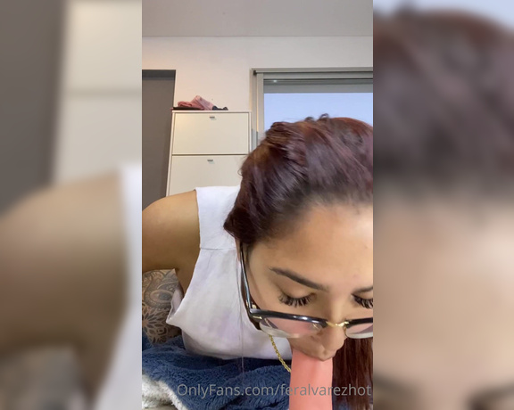 María Fernanda Álvarez aka maferalvarexxx - 08-02-2022 OnlyFans Video - HOLA MIS AMORCITOS Me desaparecí unos días, pero no los abandone   Les tengo unos